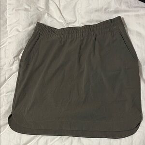 Duluth Trading Co Olive Skort with Pockets
